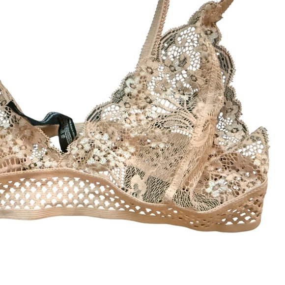 Urban outfitters lace triangle Bralette sheer feminine whimsy boho indie flirty - Picture 5 of 9